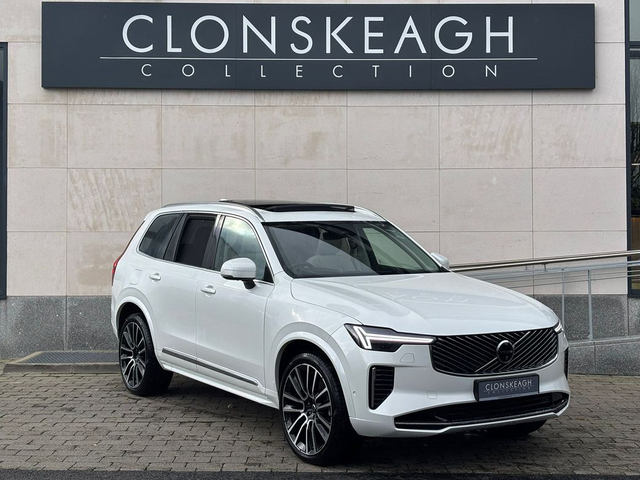 2025 VOLVO XC90 T8 ULTRA AWD, BLOND INTERIOR ONLY 9KM