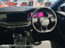 Skoda Octavia Combi Sportline 2.0TDI...