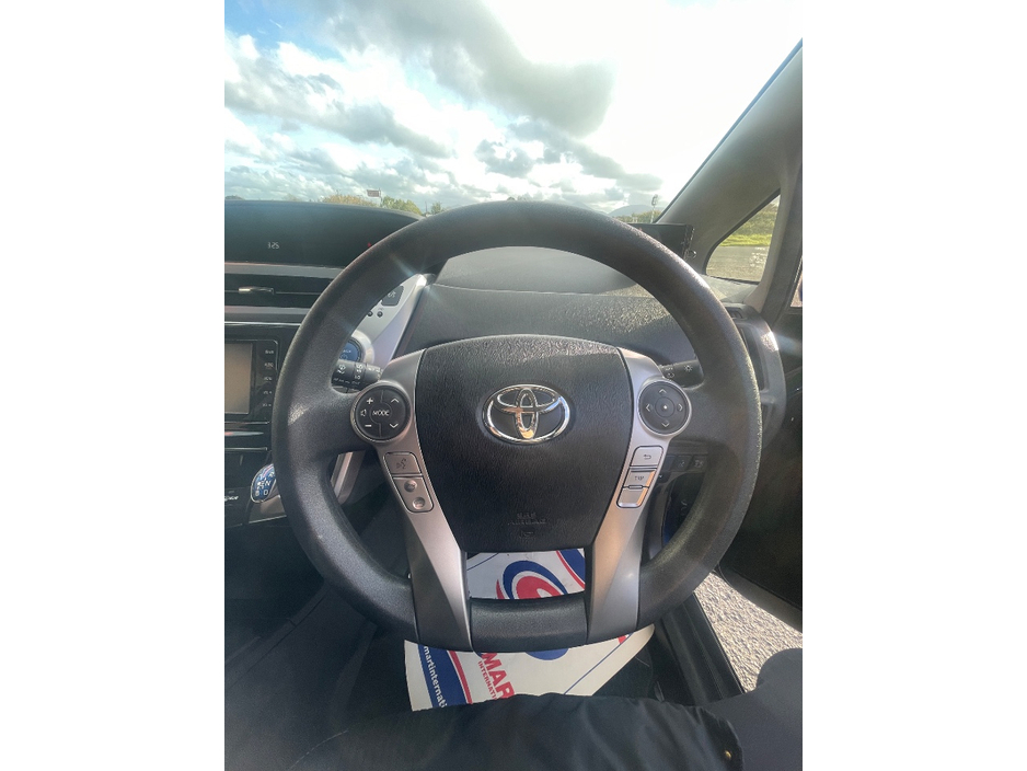 2016 Toyota Prius Alpha 1.8L Petrol Hybrid For Sale Images