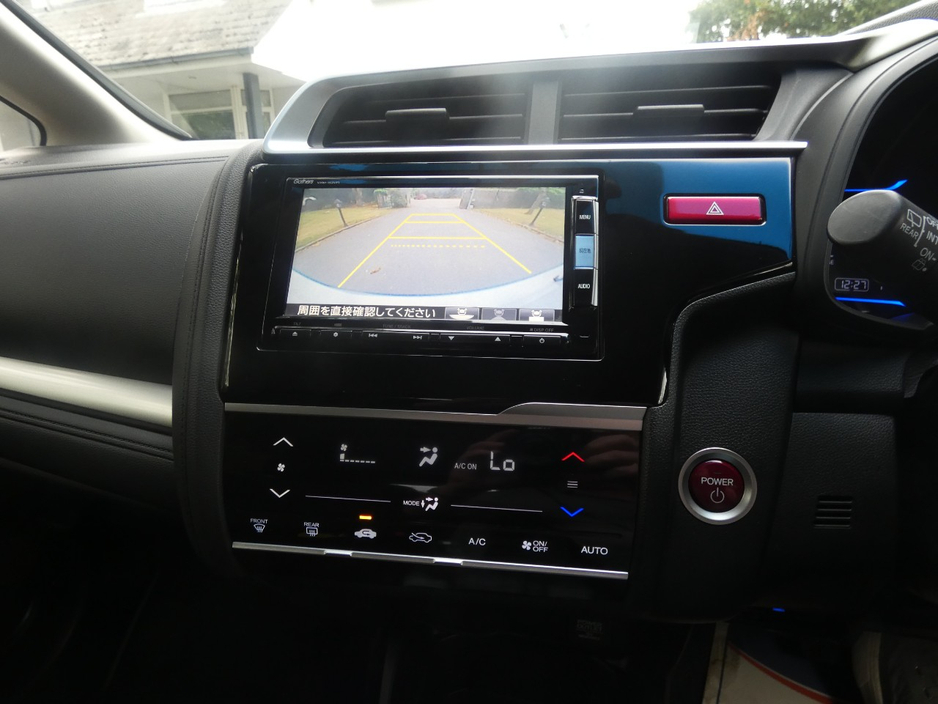 2015 Honda Fit 1.5L Hybrid For Sale Images
