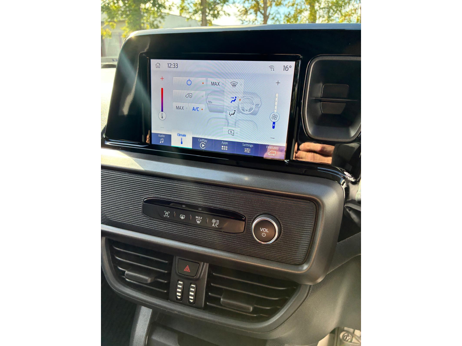2025 Ford Courier 1.5L Diesel For Sale Images