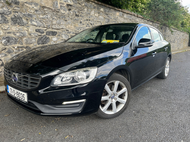 2017 VOLVO S60 D2 SE 4DR