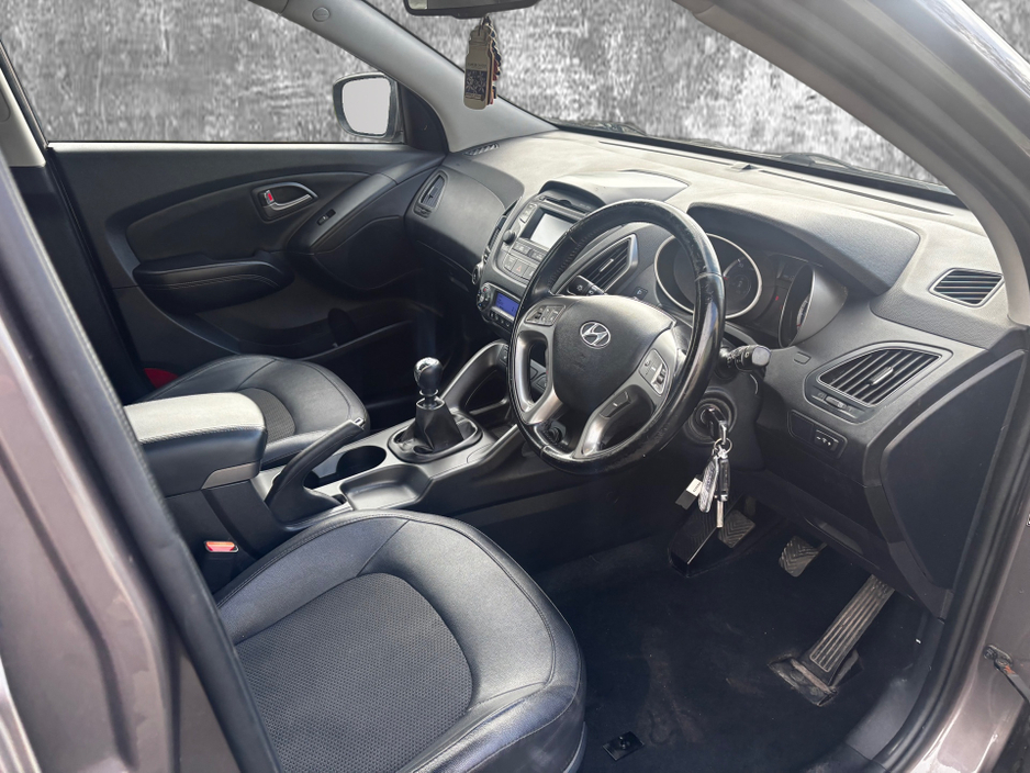 2014 Hyundai ix35 1.7L Diesel For Sale Images