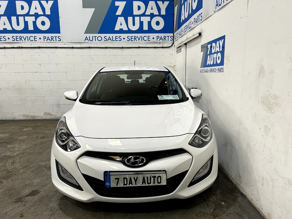 2015 Hyundai i30 1.6L Diesel For Sale Images