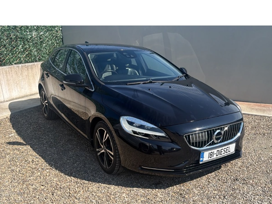 2018 Volvo V40