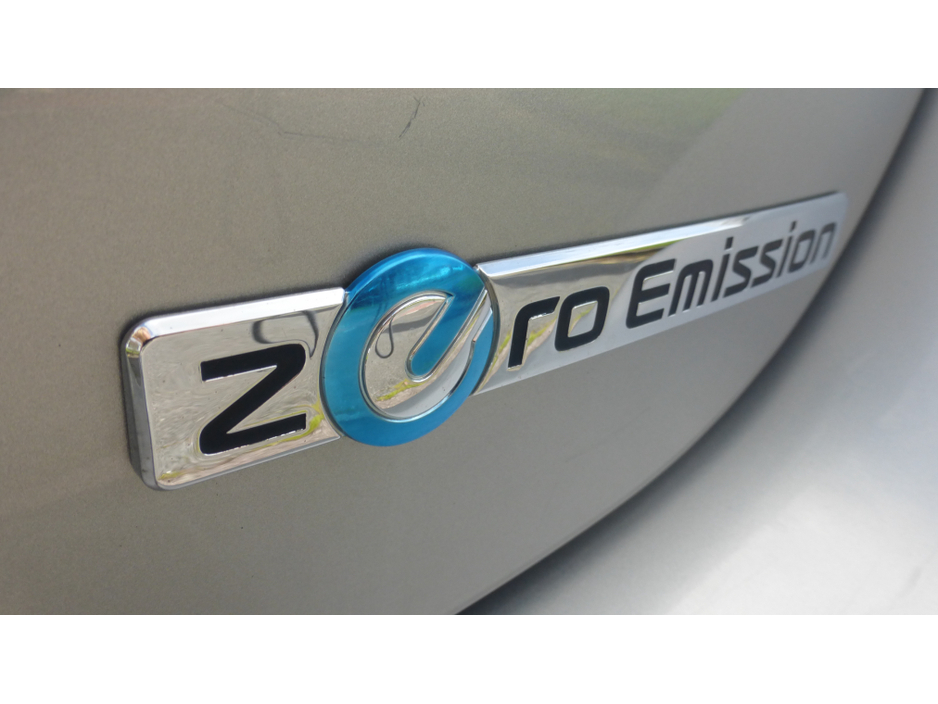 Nissan Leaf EV SV COLD PK 4DR AUTO — thumbnail 9