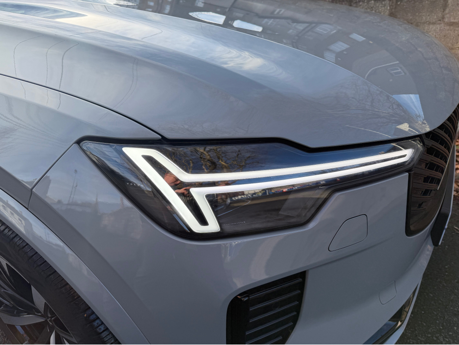 2025 Volvo XC90 2L Petrol Plug-in Hybrid For Sale Images