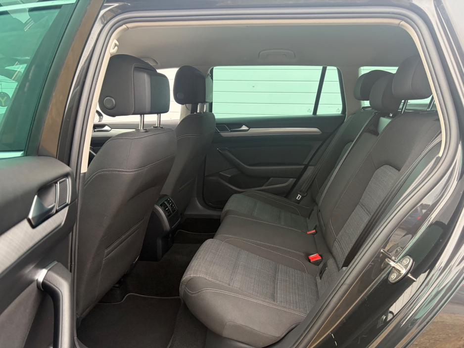 2021 Volkswagen Passat 2L Diesel For Sale Images