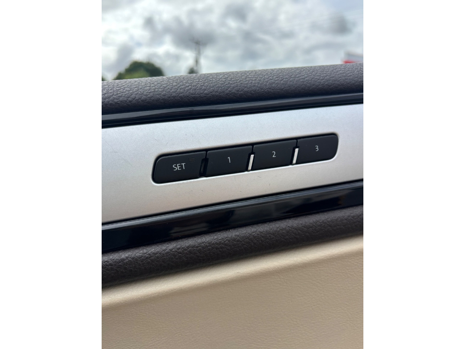 2016 Volkswagen Touareg 3L Diesel For Sale Images