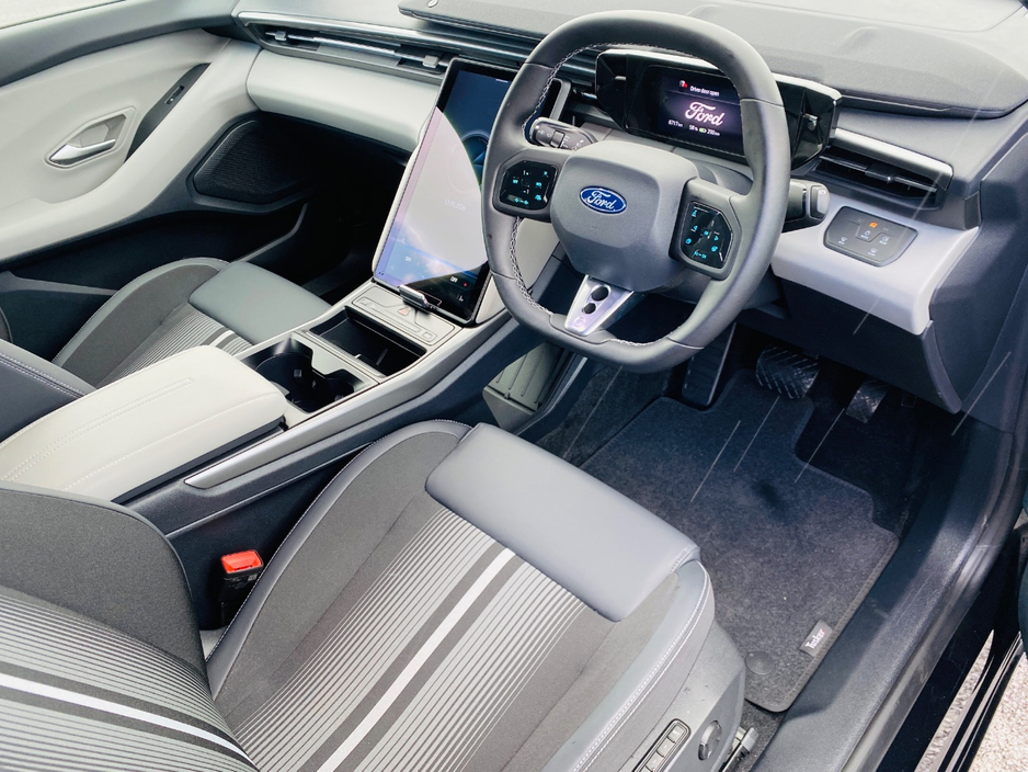 2025 Ford Capri 0L Electric For Sale Images
