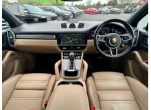 2023 Porsche Cayenne 3L Petrol Plug-in Hybrid For Sale Images