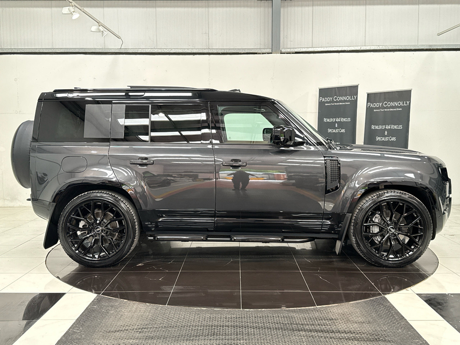 2026 Land Rover Defender 3L Diesel For Sale Images