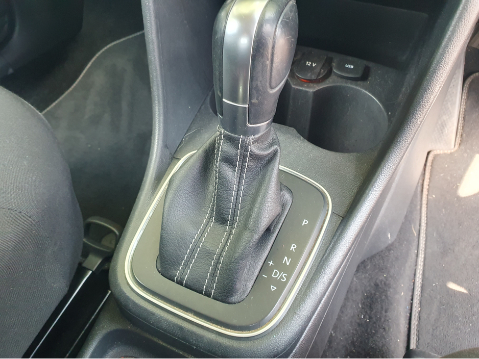 2015 Volkswagen Polo 1.2L Petrol For Sale Images