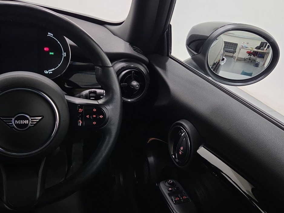 2023 MINI Hatch 0L Electric For Sale Images