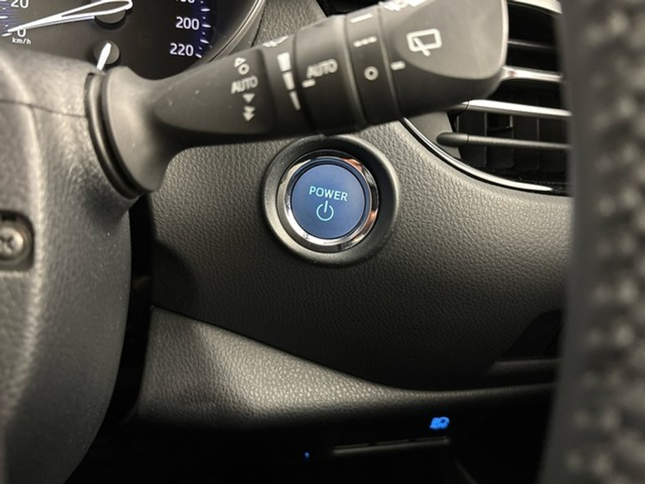Toyota C-HR HYBRID SPORT 4DR AUTO — thumbnail 19