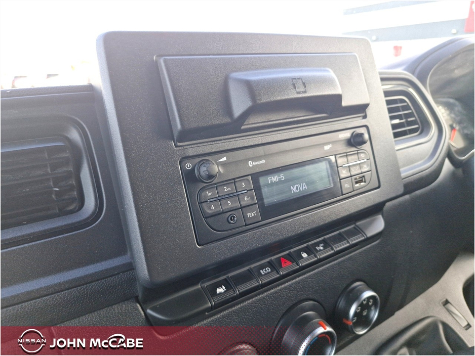 2021 Nissan NV400 2.3L Diesel For Sale Images