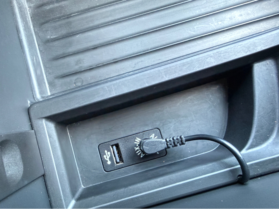 2013 BMW 3 Series 2L Diesel For Sale Images