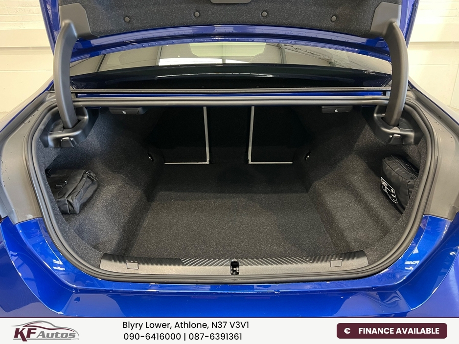 2025 BMW M5 4.5L Petrol Plug-in Hybrid For Sale Images