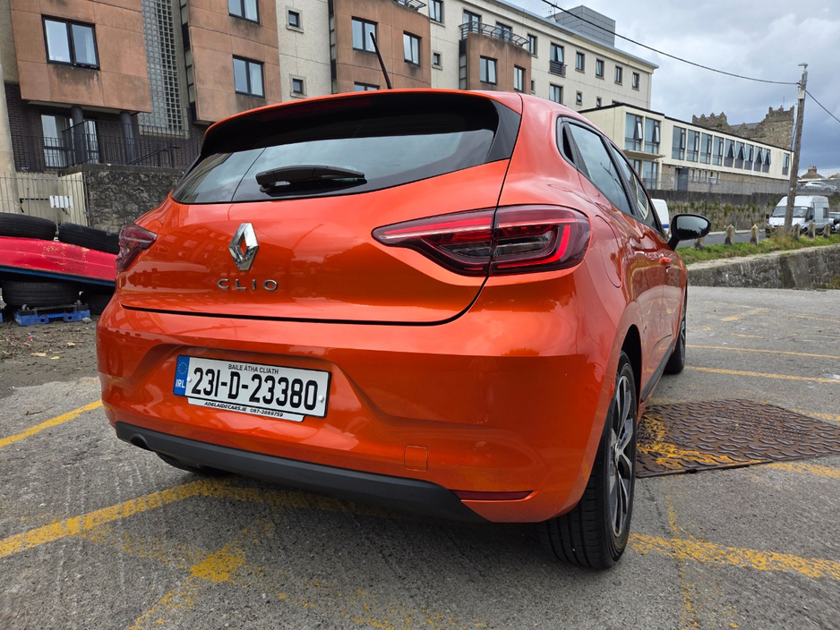 2023 Renault Clio 1L Petrol For Sale Images