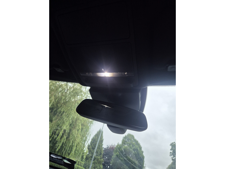 Jaguar XF 2.0 D RWD R-SPORT MY 18 4DR AUTO — thumbnail 16
