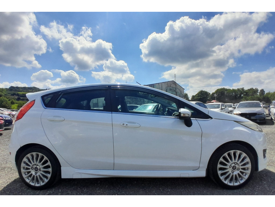 Ford Fiesta 1.0L EcoBoost Petrol Automatic - Low mileage (3160) — thumbnail 7