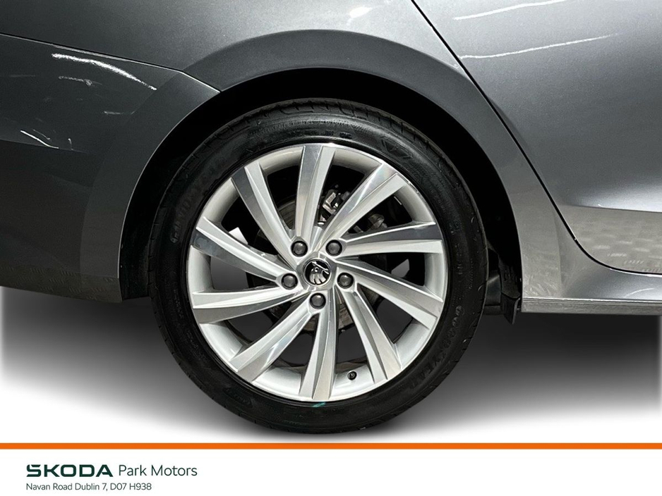 Skoda Octavia Style Combi 1.0TSI 110BHP - Rweversing Camera - Sat Nav - Climate Control - Heated Seats - Adaptive Cruise Control - Keyless Start - Apple CarPlay/Android Auto — thumbnail 10