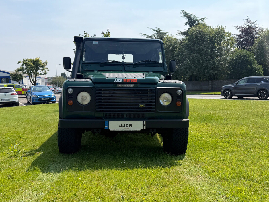 2006 Land Rover Defender 2.5L Diesel For Sale Images