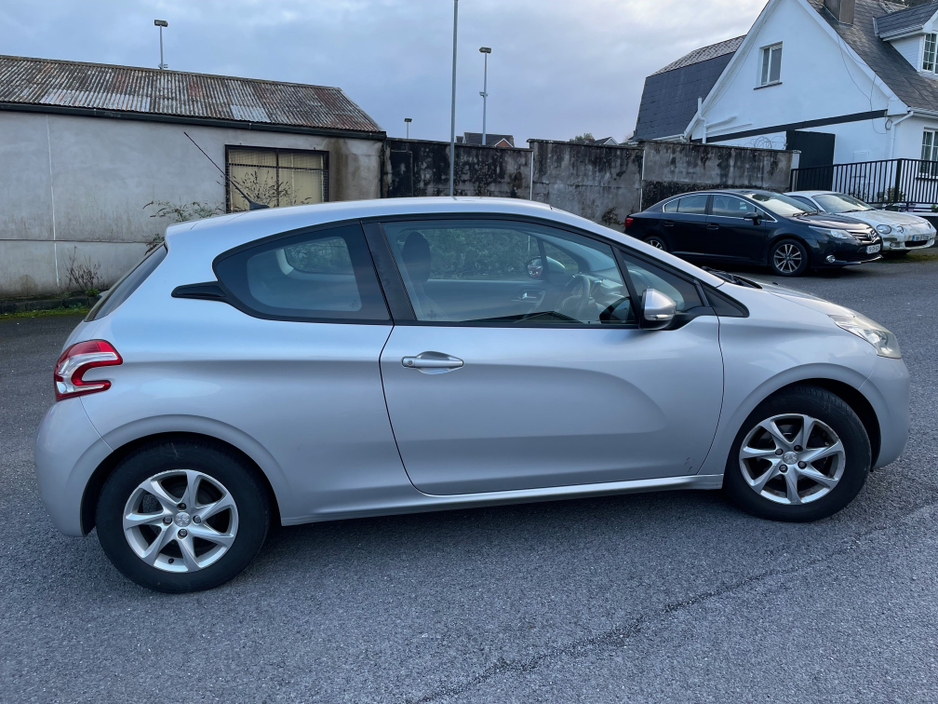 Peugeot 208 1.2 VTI ACTIVE 82BHP 3DR — thumbnail 6