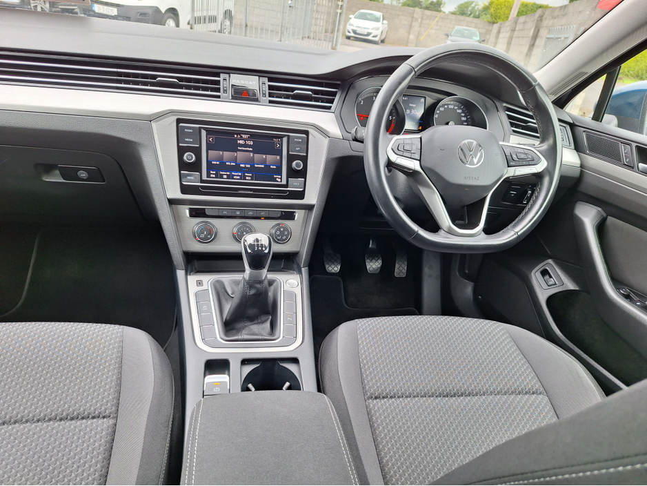 2021 Volkswagen Passat 2.0L Diesel For Sale Images