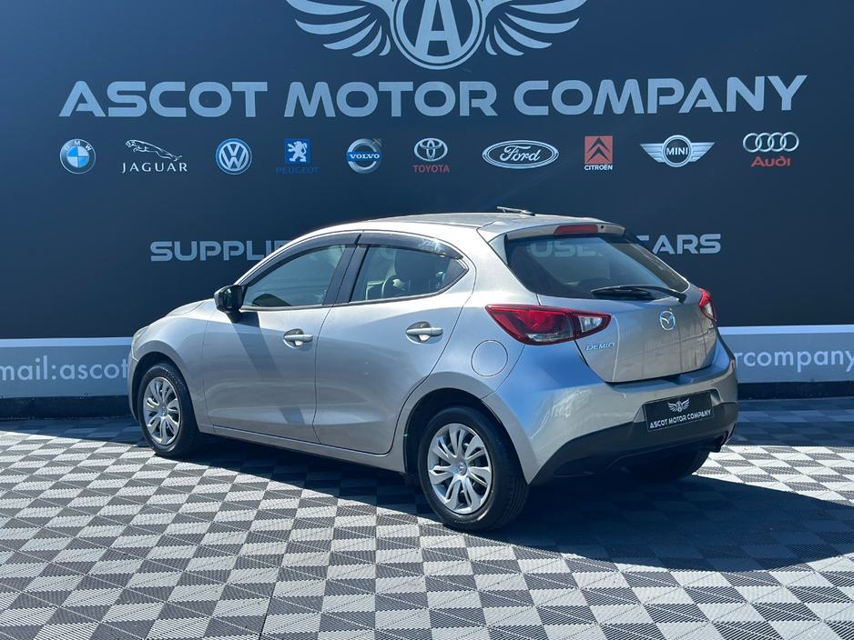 Mazda Demio Auto — thumbnail 7