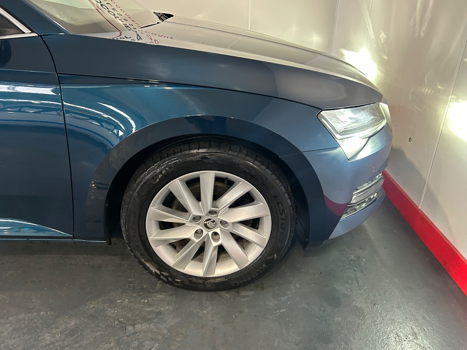 2022 Skoda Superb 2L Diesel For Sale Images