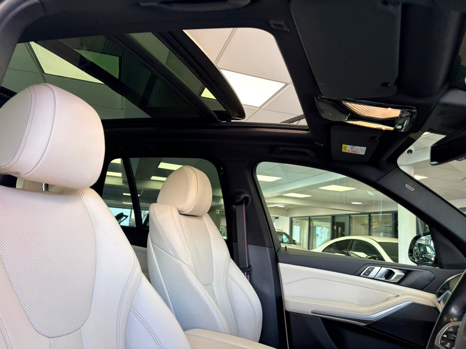 2022 BMW X5 3L Petrol Plug-in Hybrid For Sale Images