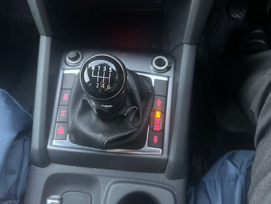 2015 Volkswagen Amarok 2L Diesel For Sale Images