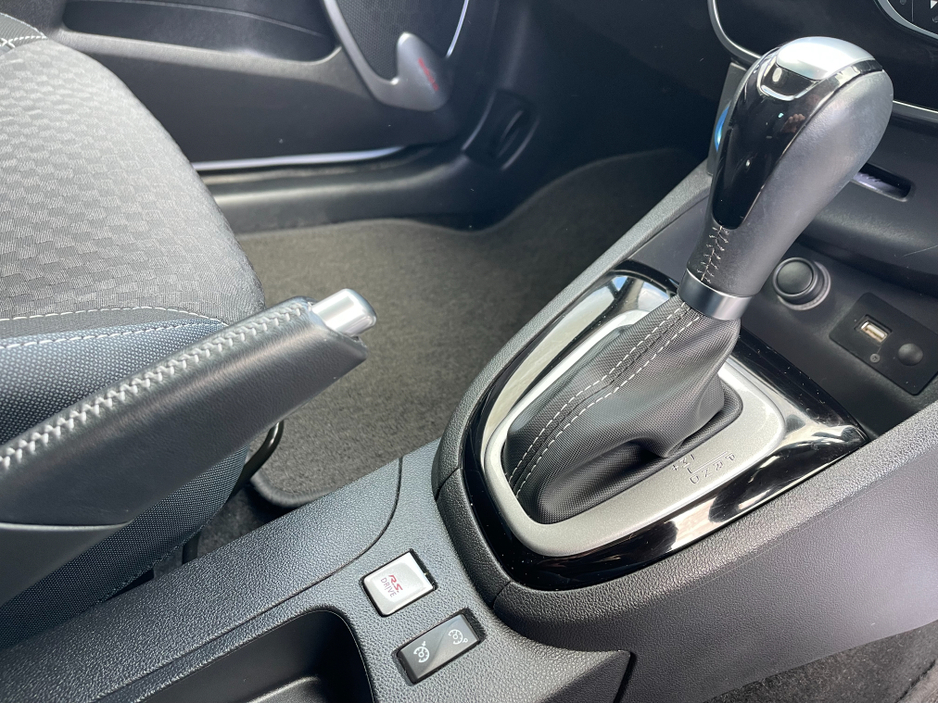 2017 Renault Clio 1.2L Petrol For Sale Images