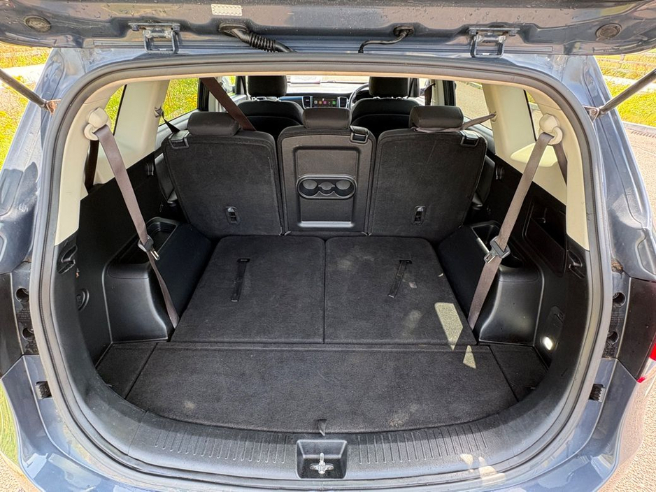 2016 Kia Carens 1.7L Diesel For Sale Images