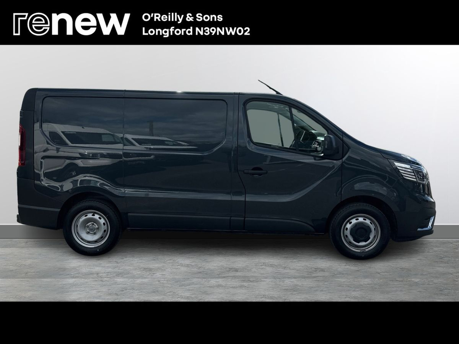 2026 Renault Trafic 2L Diesel For Sale Images