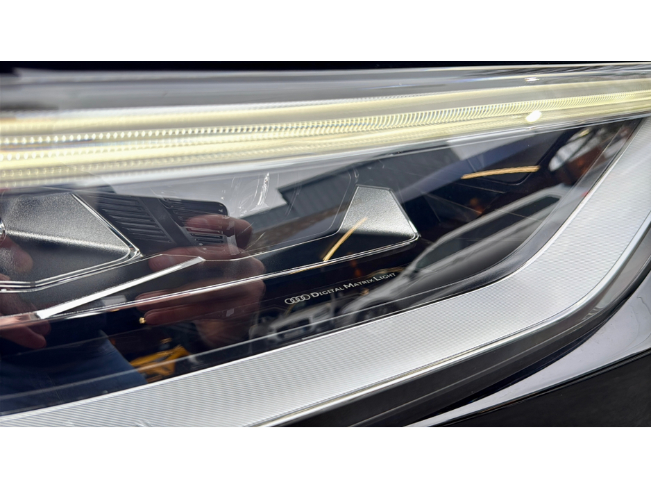 2024 Audi Q8 e-tron 0.9L Electric For Sale Images
