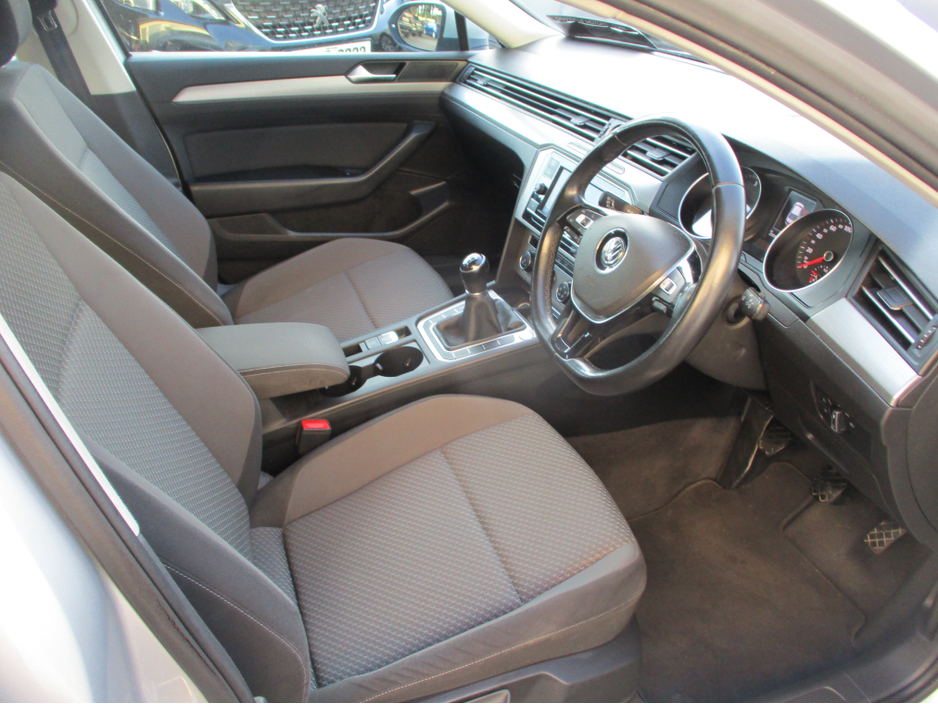 2018 Volkswagen Passat 1.6L Diesel For Sale Images