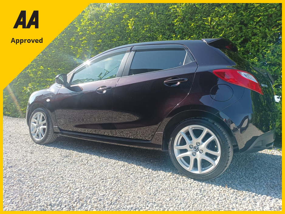 2014 Mazda Mazda2 1.5L Petrol For Sale Images