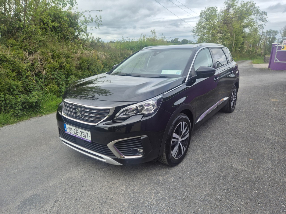 2019 Peugeot 5008 For Sale Images