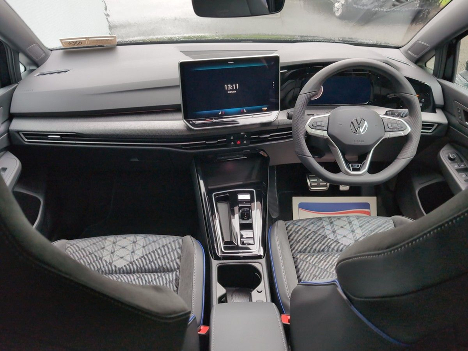 2026 Volkswagen Golf 2L Diesel For Sale Images