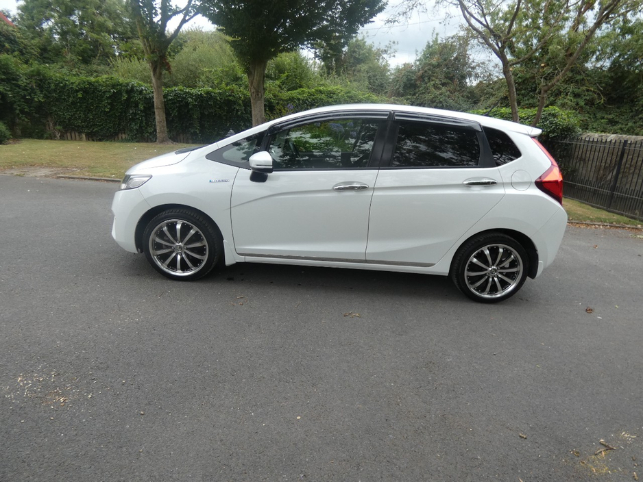 2015 Honda Fit 1.5L Hybrid For Sale Images