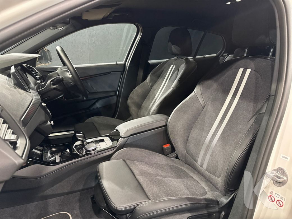 BMW 1 Series ONLY 686KM - 1.5 AUTOMATIC - FACTORY ALLOYS - CRUISE CONTROL - REVERSE CAMERA — thumbnail 21