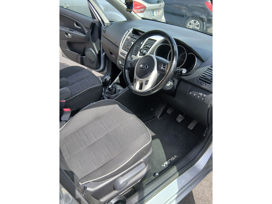 Kia Venga 1.4 ELITE DIESEL 5DR — thumbnail 13