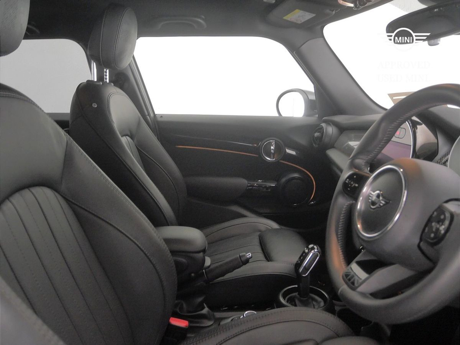 2024 MINI Hatch 1.5L Petrol For Sale Images