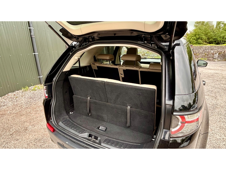 2018 Land Rover Discovery 2L Diesel For Sale Images