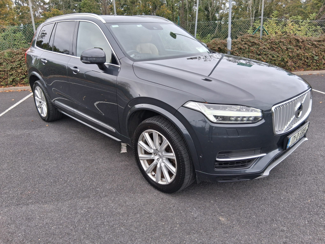 2017 VOLVO XC90
