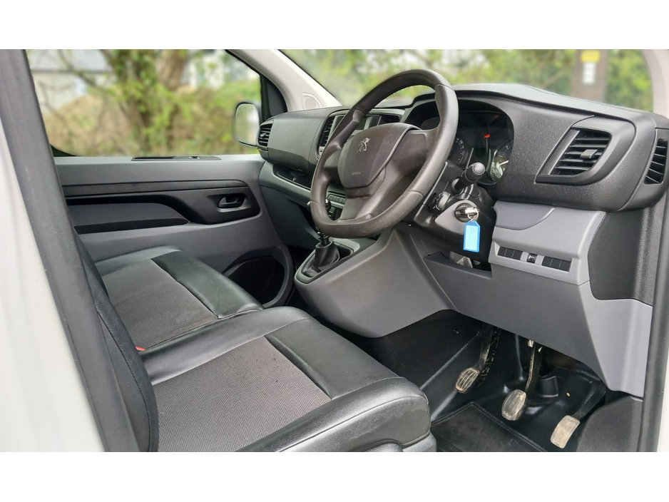 2019 Peugeot Expert 1.6L Diesel For Sale Images