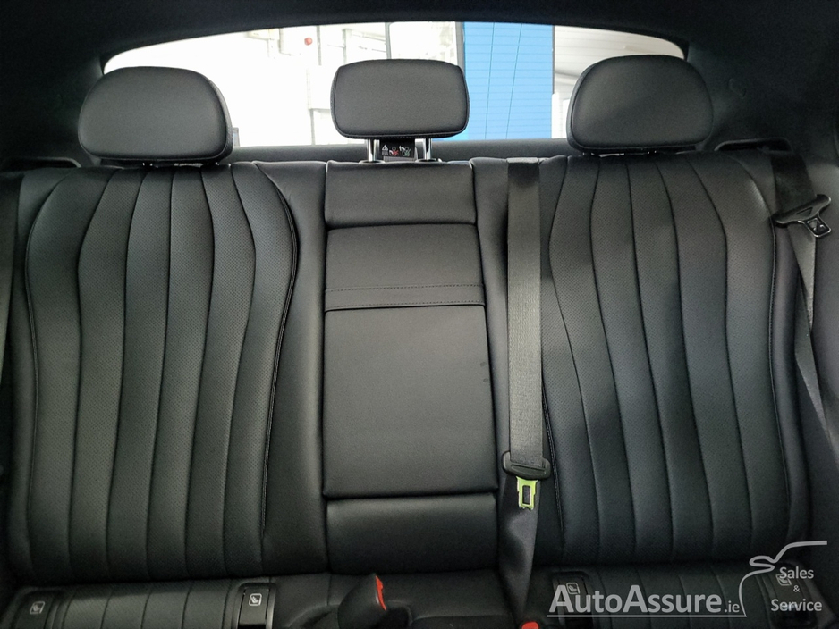 2025 Mercedes-Benz E Class 2L Hybrid For Sale Images