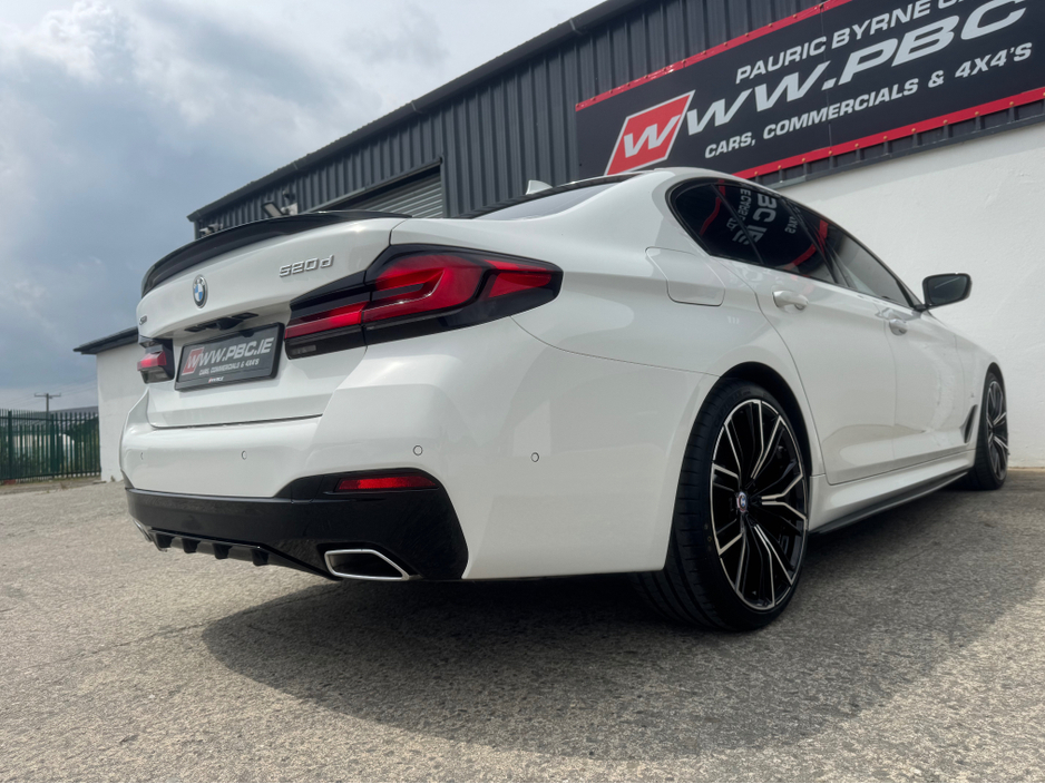 2023 BMW 5 Series 2.0L Diesel Hybrid For Sale Images